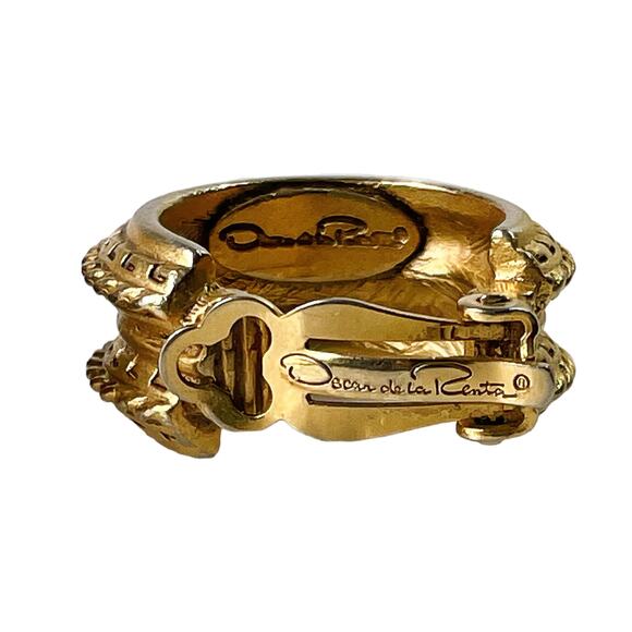 Oscar De La Renta Textured Gold Plated Classic Couture Hoop Clip On Earrings - Picture 3 of 6